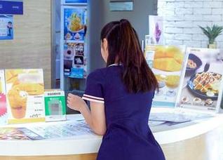 爱丝：过年回家，全套图包包你一个闪亮的年！