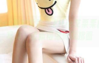 MFStar模范学院 – Ellie艾栗栗的校服写真，清新得像微风拂面