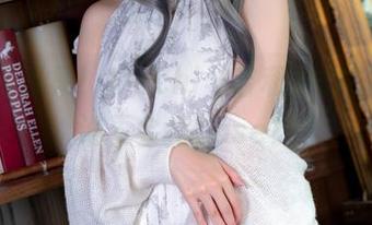 最新写真集！Machi马吉和她的Cow，谁更会摆pose？