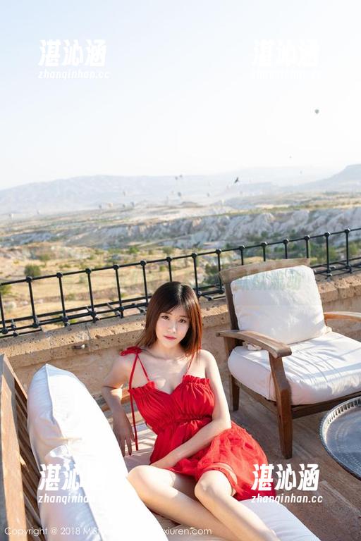MiStar魅妍社-Mieko林美惠子 MiStar魅妍社 - Mieko林美惠子的学姐写真,我们的心思都在默默流动