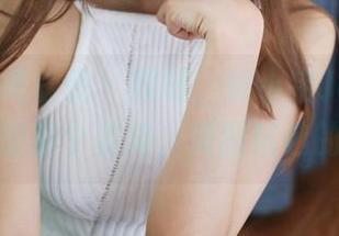 MyGirl美媛馆 – 哎呀，徐小宝Jessie戴上眼镜的那个姿势，美图精选的标配！