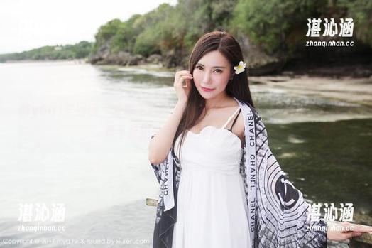 MyGirl美媛馆 - 分享王馨瑶yanni的JK套图，没想到这风格我竟不抗拒，可能是她的气质吧。