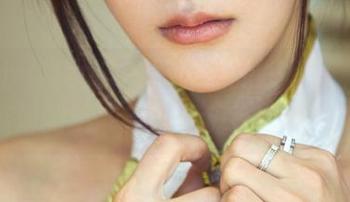 TuiGirl推女郎 – 郑瑞熙的短裙写真集，高清到毛衣都能看见每一根线！