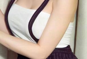 UGirls尤果网 – 阿依努尔瓦娅的豹纹美图，怎么就让我想起了动物园的那一只？