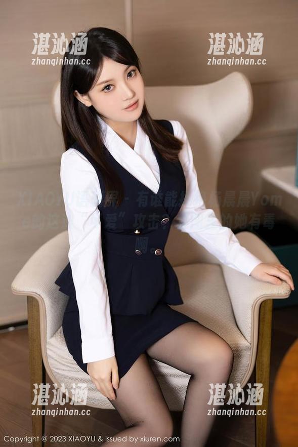 XIAOYU语画界 - 有谁能拒绝杨晨晨Yome的这波“可爱”攻击？套图里的她有毒啊。