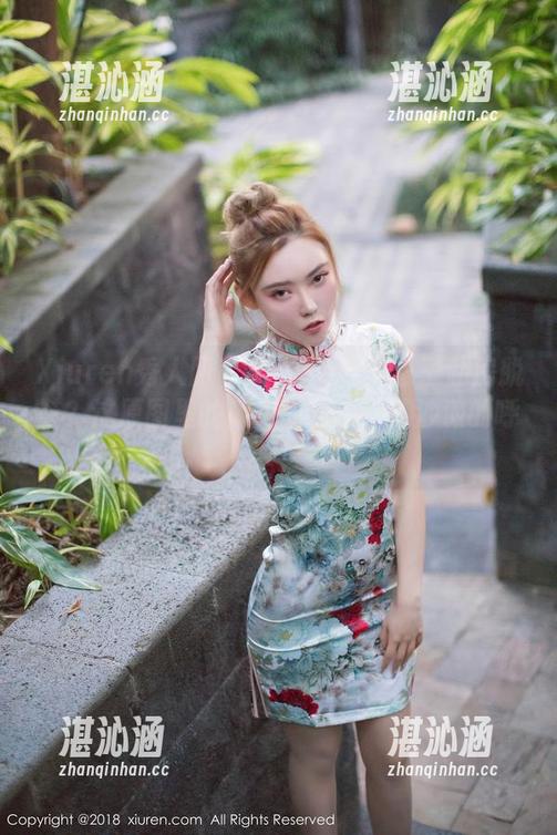 Xiuren秀人网 - Mieko林美惠子私房脱鞋？这原图里的裸足让我想起了沙滩的呼唤！