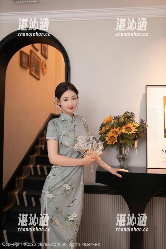Xiuren秀人网 - 资源独家：Mina米娜短裙里的秘密，果然是“裙”出奇迹