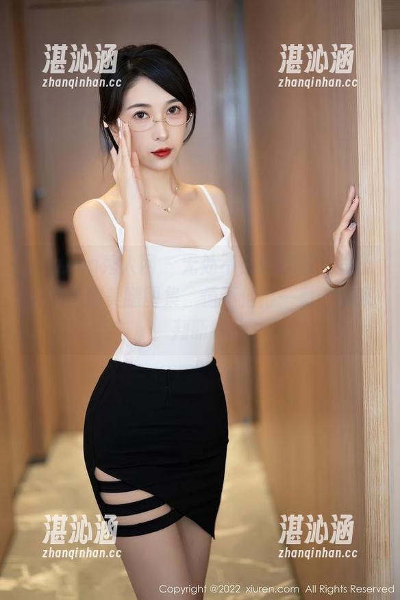 Xiuren秀人网 - 无处不在的诱惑，刘钰儿的私房美腿图集，值不值得一看，你来判断！