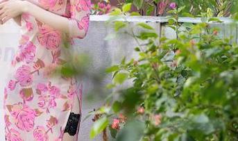 Xiuren秀人网 – 林文文连体衣精选写真集：衣着上的一场不知名的骚动。