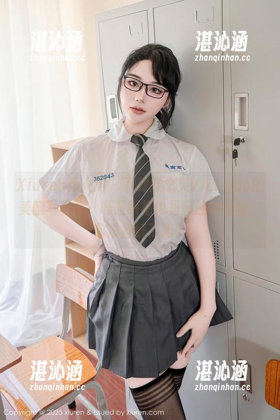 Xiuren秀人网 - 下载陈念灵Vickyao的美腿写真集，既是眼福也是腿控的福利，你准备好了吗？
