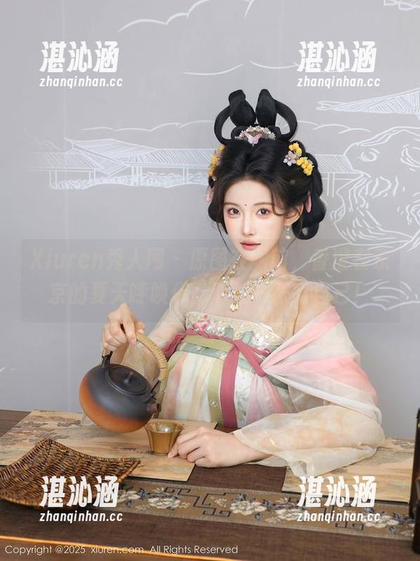 Xiuren秀人网 - 原图在眼前，香澄在东京的夏天呼唤你，下载一张给自己！