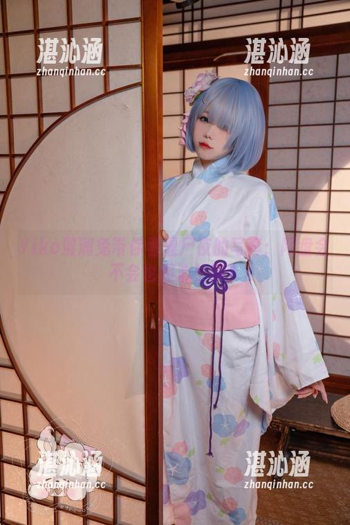 Yiko湿润兔 Yiko湿润兔带你看僵尸夜的写真:网盘会不会也担心长胖?