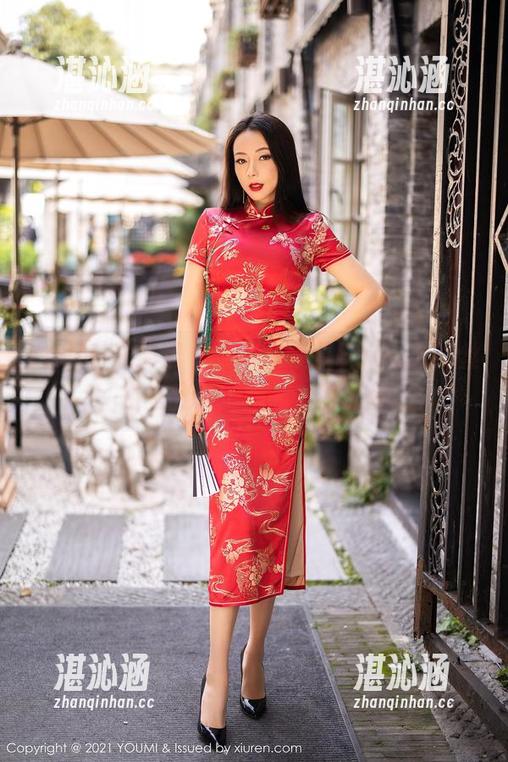 YouMi尤蜜荟 - 你也会羡慕Egg_尤妮丝，浴室变成了她的美图工坊。