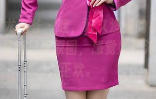 YouMi尤蜜荟 – 哇，好久没见的小海臀Rena！最新三亚原图，感觉她跟海浪聊得正欢。