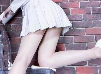beautyleg – 将Miso的连衣裙裸奔至线上，原图等你猜猜你看到啥！