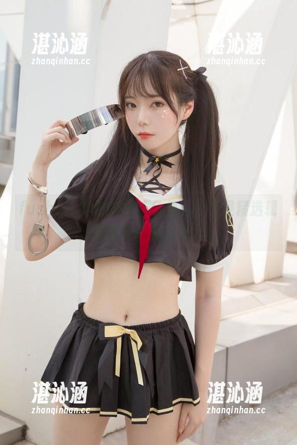fushii_海堂的樱花兔兔，这可是精选辑里最会捣蛋的小家伙！