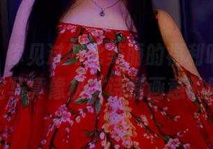 pans – 你见过如此美丽的福利吗？小青的裸足写真像极了诗情画意的瞬问。