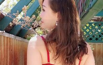 三刀刀miido就在这，抓住我有点小狂热之心的圣修女图包！