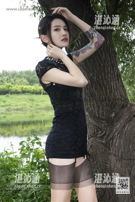 丽柜-兔子 丽柜 - 兔子的写真:双生花,只差一根莲丝就能美得不可方物的壁纸