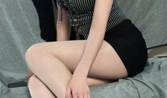 丽柜 – 别看了！潼潼奶牛私拍曝光，这波醒目！