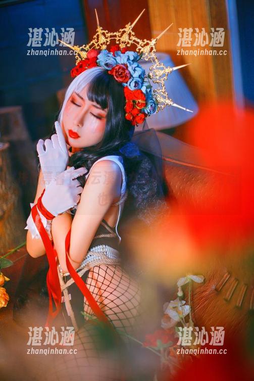 排队等着下载云溪溪女友的图集，我内心也在挣扎耶