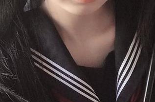 佳佳好难啊的透明女仆风格，在线美图让人心生向往。