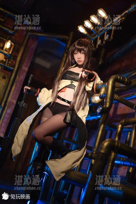 兔玩映画新款红格裙写真集，这次不走寻常路！