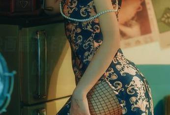 兔玩映画最新作品集：窗边的小细腿，谁的小腿又细又美？