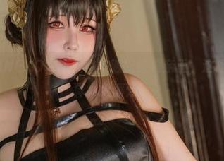 咔喵KANEKO驾到，赛车服配欧根亲王，这组高清写真我给满分！