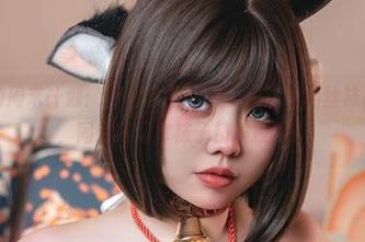 去自惠的周末计划：翻看啊日日_Ganlory的丝袜高清照片，同时练习拿袜子精准投掷！