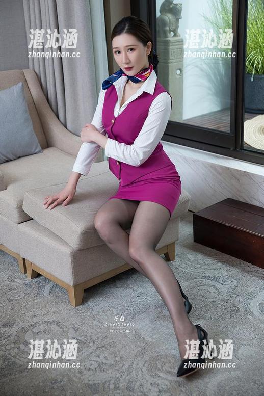 头条女神 - 飞，还是不飞？凯竹空姐写真大胆问好