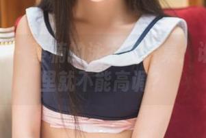 头条女神 – 蔡楠的泳衣照片集：谁说在水里就不能高调？