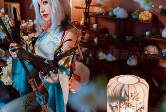谁敢说出差无趣？希希_啾与女上司的最新cos显然不一样！