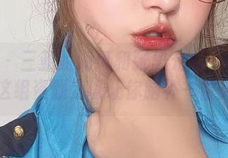 微密圈 – 三亚的海风和张思允nice的内衣，这组资源足以让你脑补一整天。
