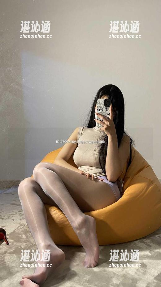 徐绾绾yyyy 微密圈 - 徐绾绾yyyy的连体衣图集:穿成这样,我从未想过要出门!