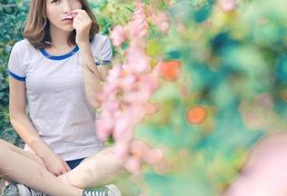 推女神 – 苏糯米Mi的全套御姐包邮，下载后请记得小声尖叫哦！