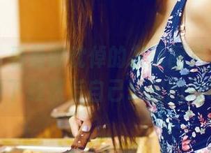 推女神 – 看着谢忱倬的灰丝图片，总有种想要下载然后自己研究的冲动。
