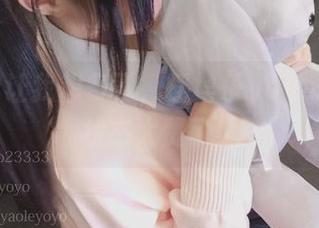 这原图让我想多了，摇摇乐yoyo兔女郎状态太赞了！