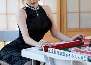 星颜社 – 易阳Silvia更新—油亮写真，镜头下的小电灯泡！