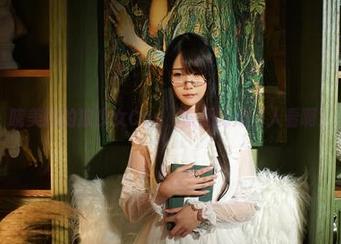 晓美妈的狼少女Cos，谁还把她当人看啊？