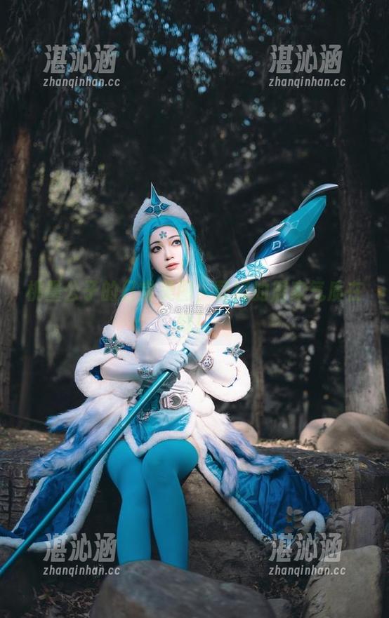 桃墨公子的日常美图，蕾姆的居家气质在线！