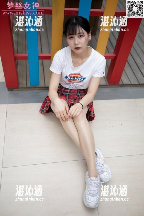 梦丝女神-莹仙女 梦丝女神 - 莹仙女的福利写真:让你的心也粉粉的?