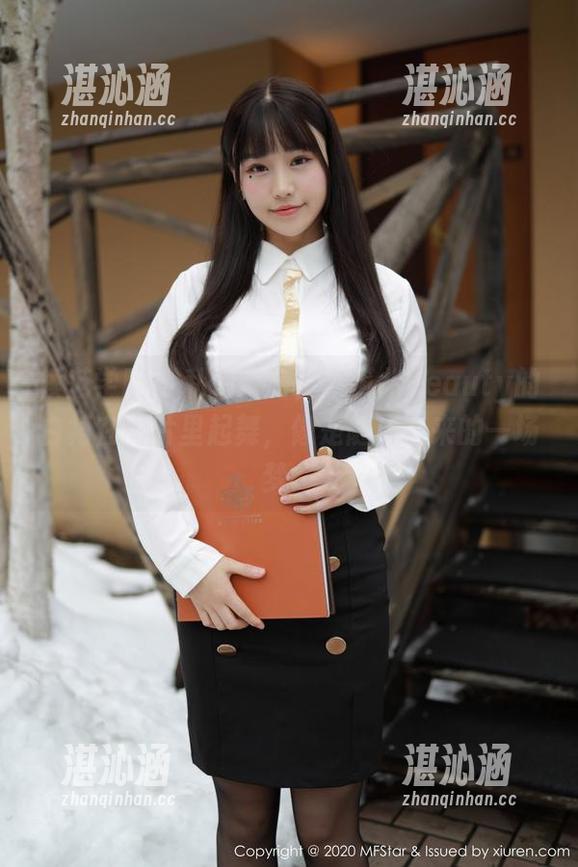 模范学院-唐琪儿Beauty 模范学院 - 私拍漫游,唐琪儿Beauty的白裙在图片里起舞,像是随风而来的一场梦。