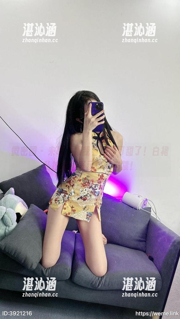 微密圈 - 来吧，跟我看汤圆可甜了！白裙私拍美图表示情不自禁！