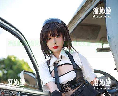冲破羞涩的边界：YouMi尤蜜比基尼女偶，炸蛋Boom的火辣手笔