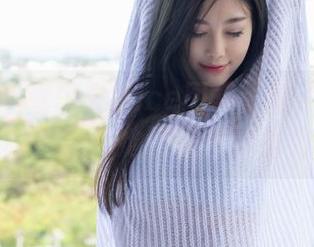 爱蜜社 – 张思允Nice图集：谁说做瑜伽就要优雅？我看她像是在跟重力开战！