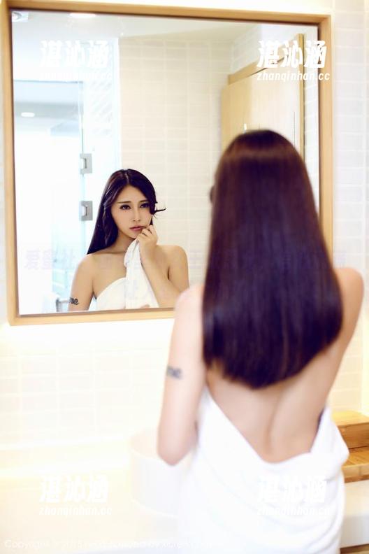 爱蜜社-张思允 爱蜜社 - 图库里的女王张思允,信心满满让人想捧个心!
