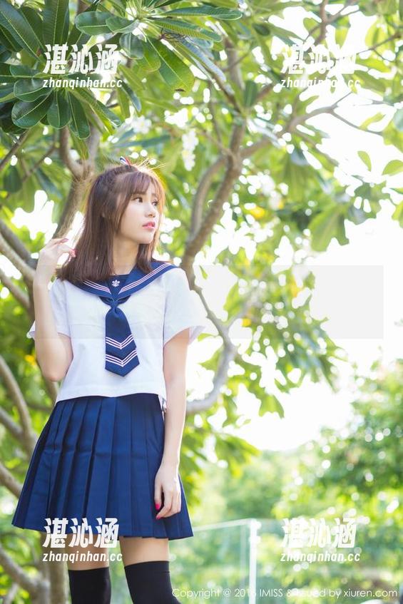 爱蜜社-沈佳熹 爱蜜社 - 沈佳熹白衬衫美图——我也想冲进衣柜里玩一把!