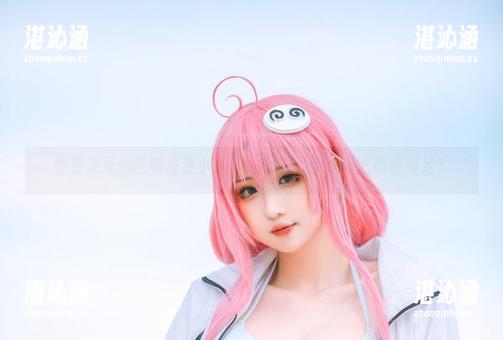 瓦斯塔亚小龙虾 突破次元的瓦斯塔亚小龙虾,写真图册里居然藏着美足?