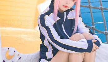 矢量鱼的免费写真，少女前线里的芙洛伦其实是个长沙米粉迷？